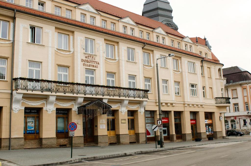 Hotel Dorottya Kaposvár Exterior foto